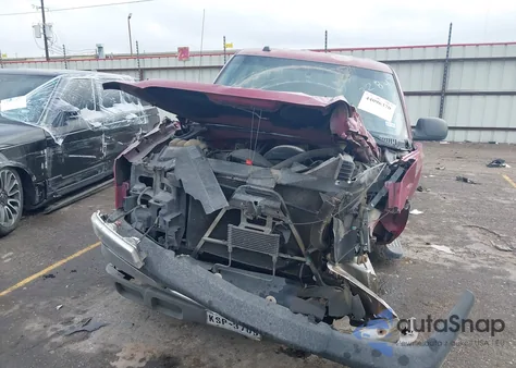 2004 Chevrolet Silverado 2500 Ls z USA, uszkodzony, nr VIN 1GCGC23U04F193284